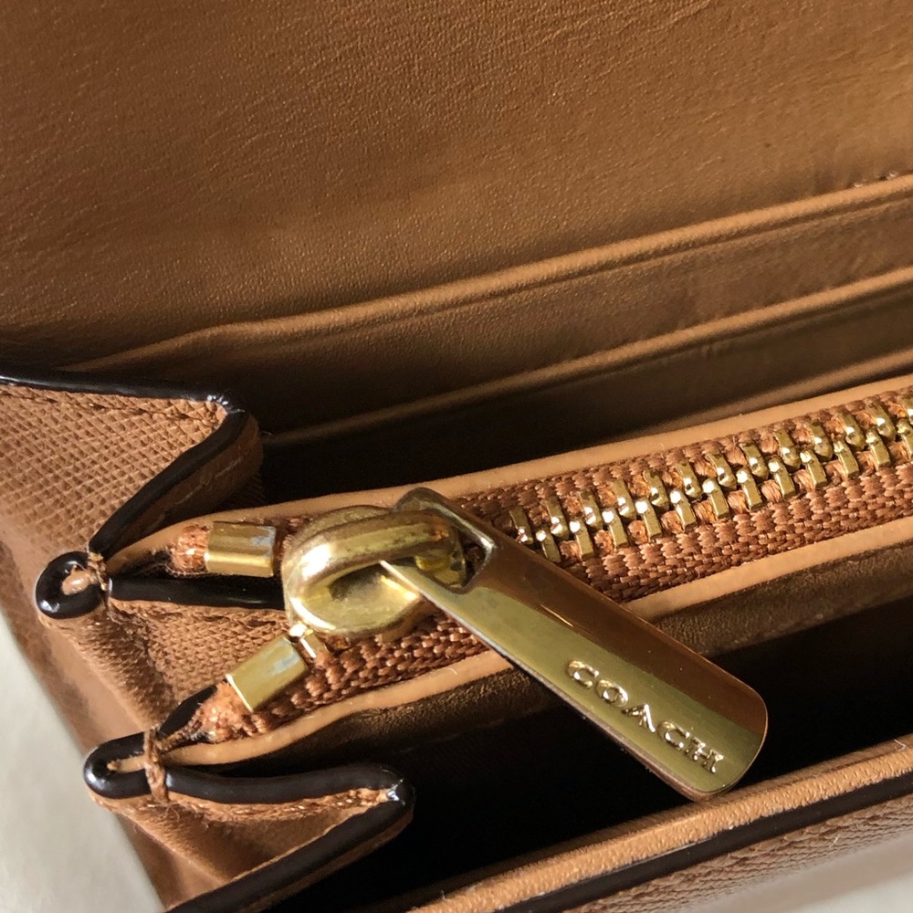 👜Coach Slim Brown Leather Envelope Wallet👜 - Picture 7 of 7